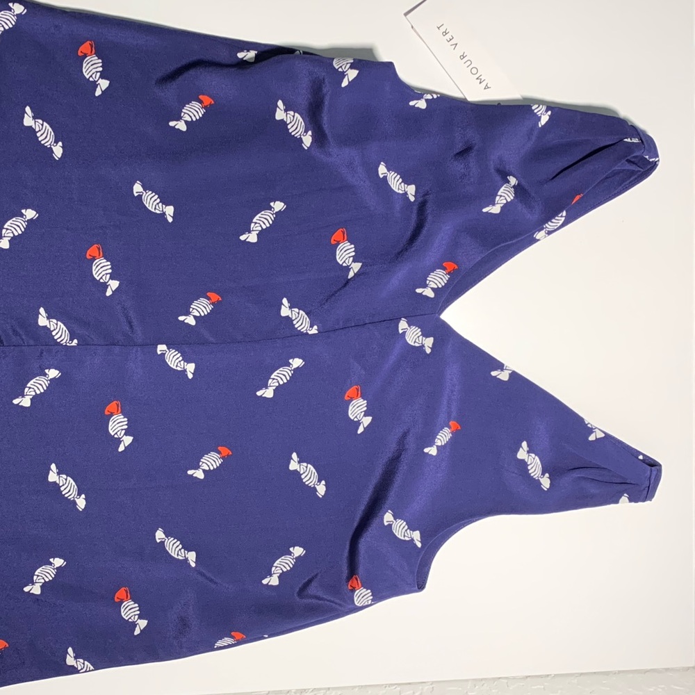 💯 % Silk top by AMOUR VERT (Brand New)🌼 - Picture 6 of 7